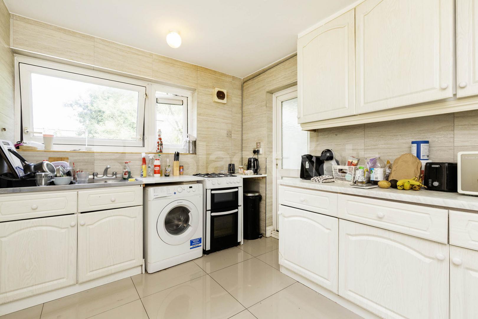 Spacious 3 bed to let in the heart of Camden  Castle Road, Camden